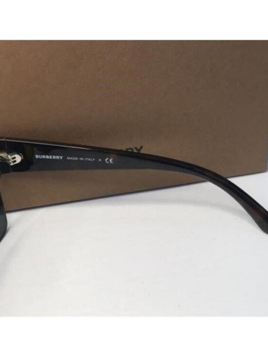 ?- Authentic New BurberryBE4291 - 300287 Oversize  Sunglasses main image 12